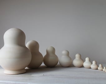 Wooden educational toys / montessori toy / nesting doll