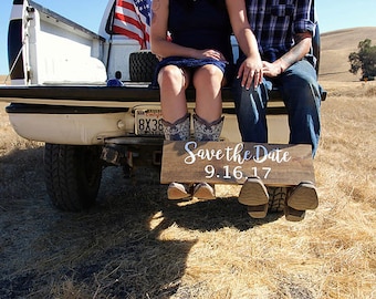 Save the Date Sign - Custom Wedding Sign - Personalized Wedding Date Sign - Engagement Sign