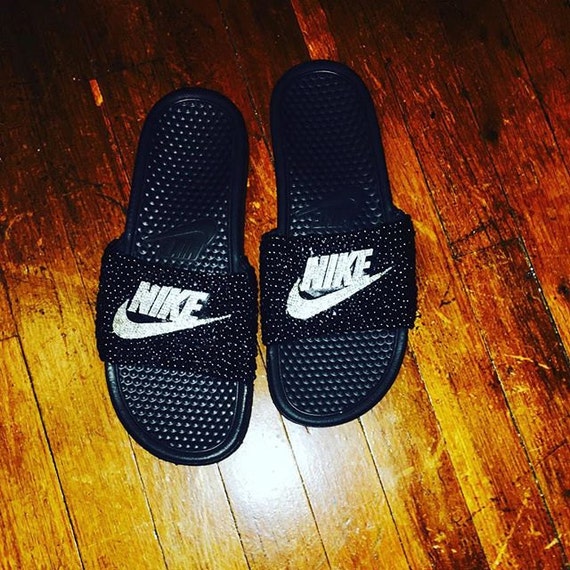 strap nike slides