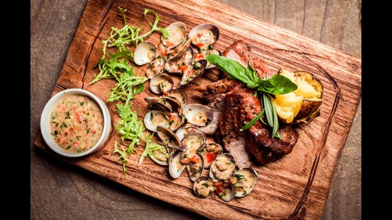 Steak platte fleisch servierplatte holz steak von crazycarlo