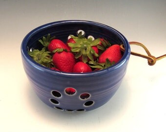 Pottery Berry Bowl / Colander / Fruit Strainer/Berry Basket/Fruit Strainer