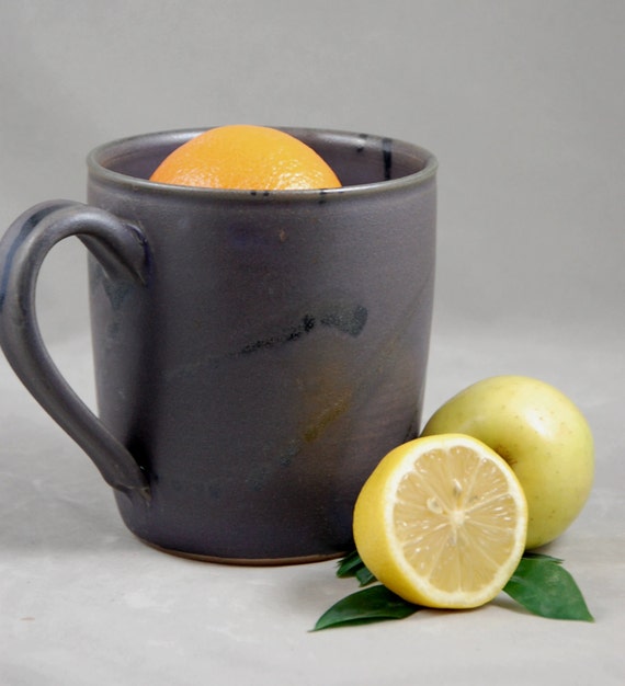 Compost Jar in Marble with Black Accents for Kitchen