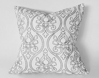 Elegant Bone White Pillow Covers, Cream Textured Pillows, Elegant Pillow, Embroidered Ogee Pillow, Neutral Pillow Throw Decor, 12x18, 18, 20