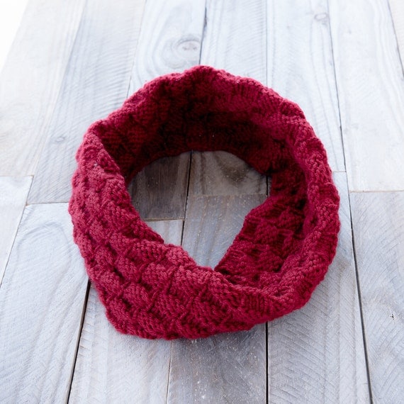 KNITTING PATTERN - The Cordelia Infinity Cowl Pattern - Basket Weave Cowl Pat...