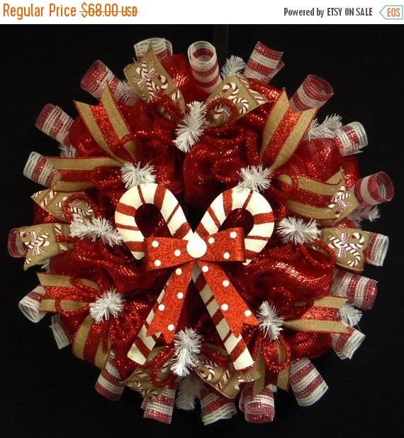 HOLIDAY SALE Candy Cane Wreath, Christmas Wreaths, Red White Wreaths, Deco Mesh Wreaths - Item 1382