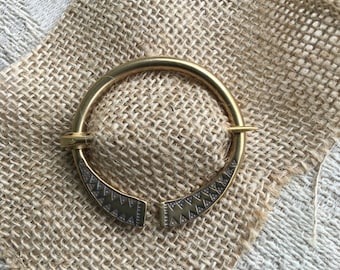 Viking Shawl Pin Celtic Penannular Brooch