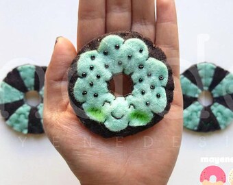 mint chocolate chip donut brooch, felt food pin