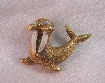 c1960's Walrus Costume Brooch