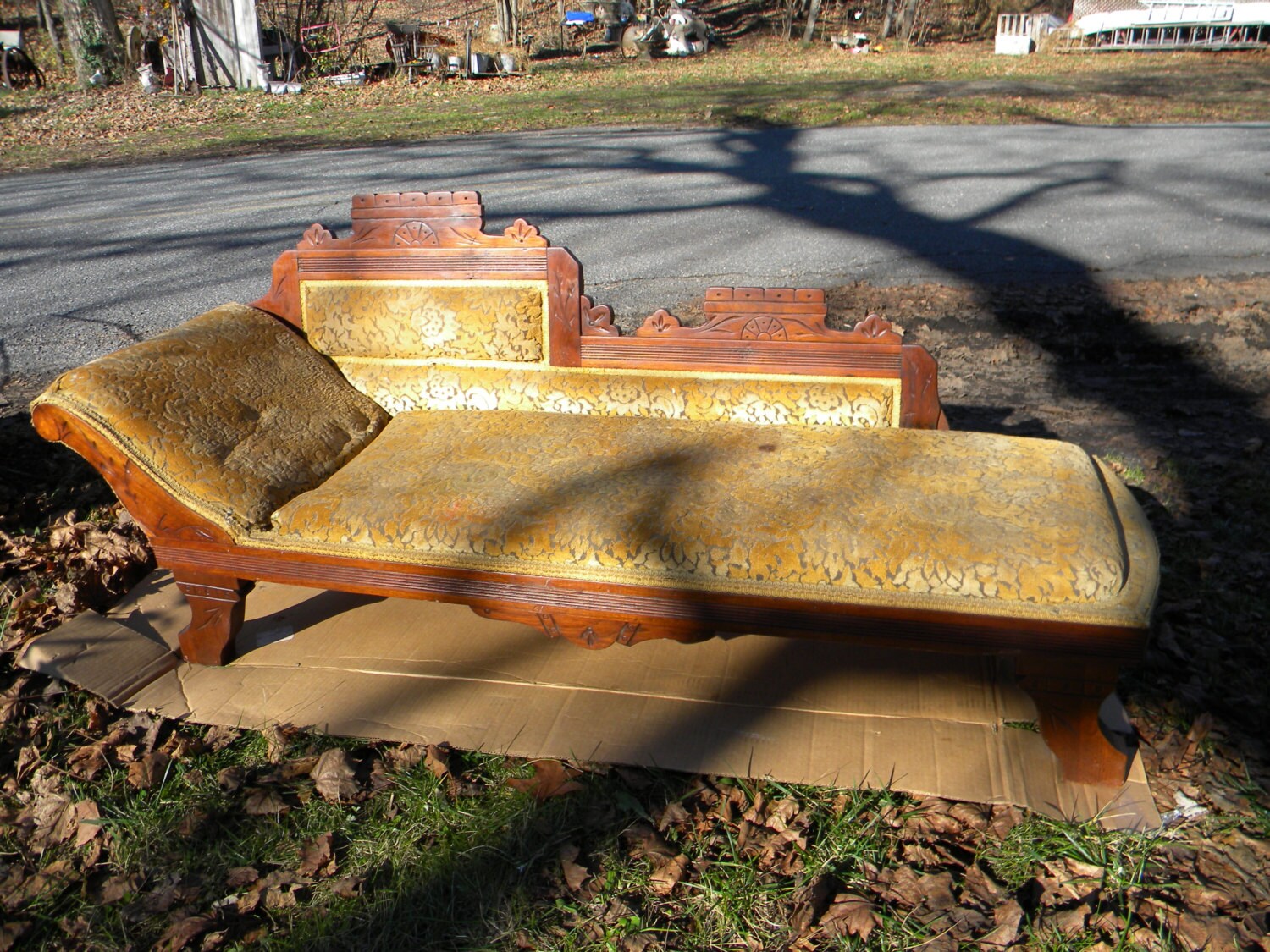 good shape antique 1880s EASTLAKE childs FAINTING COUCH pick up only