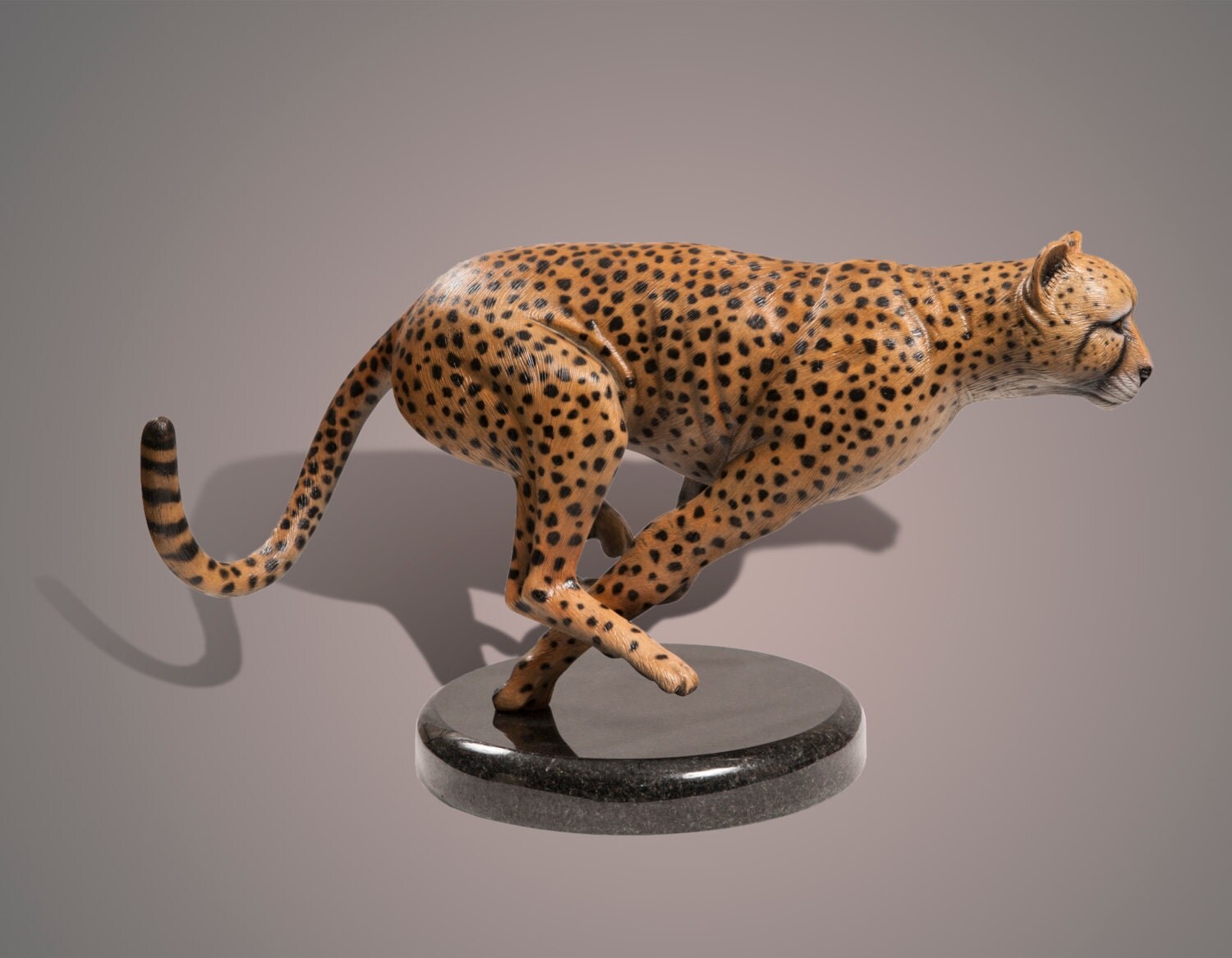 ww84 cheetah statue