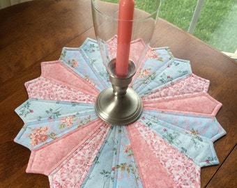 Dresden Plate Quilt, French Country Blue & Pink Floral Quilted Table Topper, Candle Mat