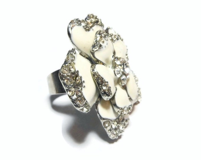 FREE SHIPPING Large flower cocktail ring, white enamel petals clear rhinestones center and the silver tipped edging, size 5 floral ring