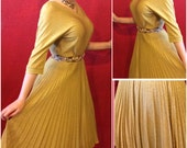 1950s Gold Lurex Dress Large Two Piece Perma Pleat Holiday Bombshell Koret of California