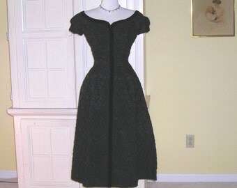 old hollywood cocktail attire