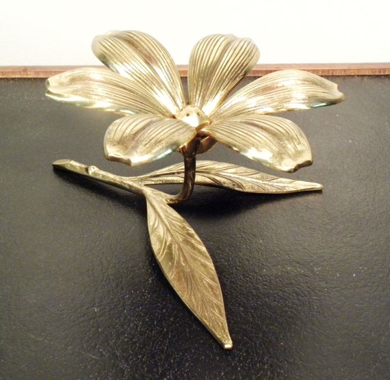 Vintage Large Brass Lotus Flower Ashtray with Detachable