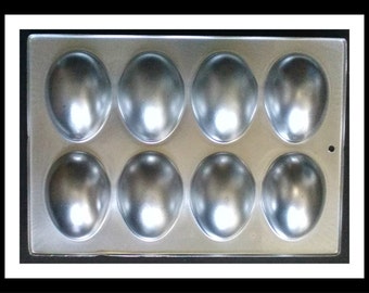 Items similar to Chicago Metallic Egg Cake Pan on Etsy