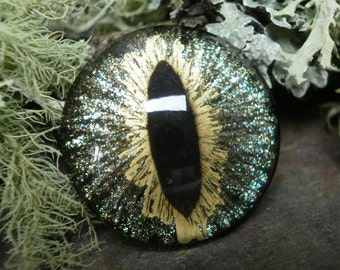 The Twisted Eye by TheTwistedEye on Etsy