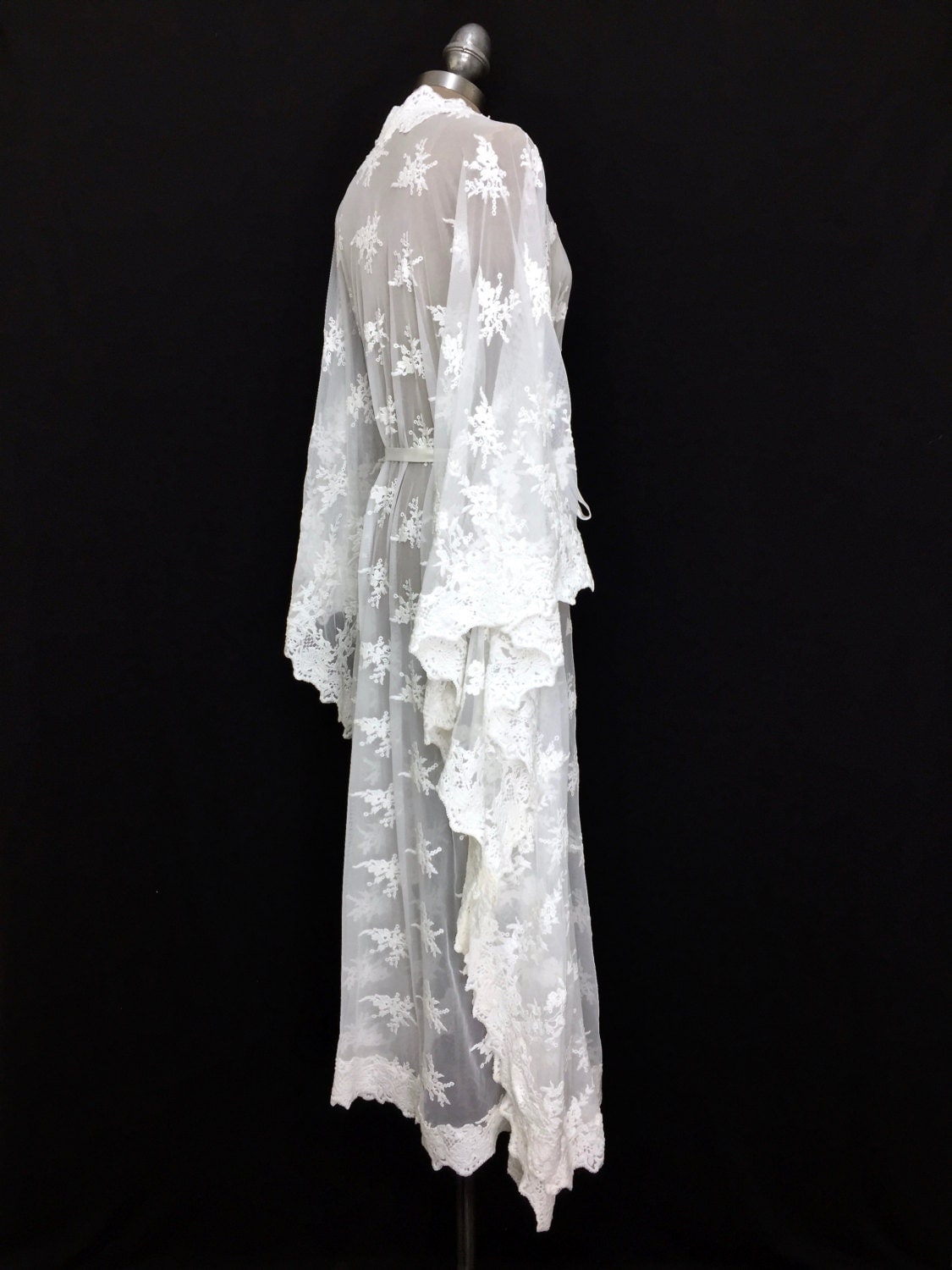 Off white Lace Kaftan jacket unlined robe kimono by Bibiluxe