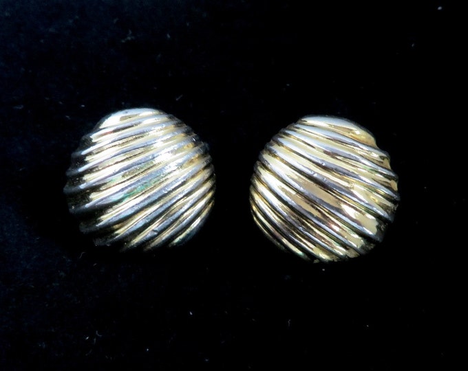 Trifari Shell Earrings, Vintage Gold Tone Clip-ons, Scalloped Earrings, Gift for Her