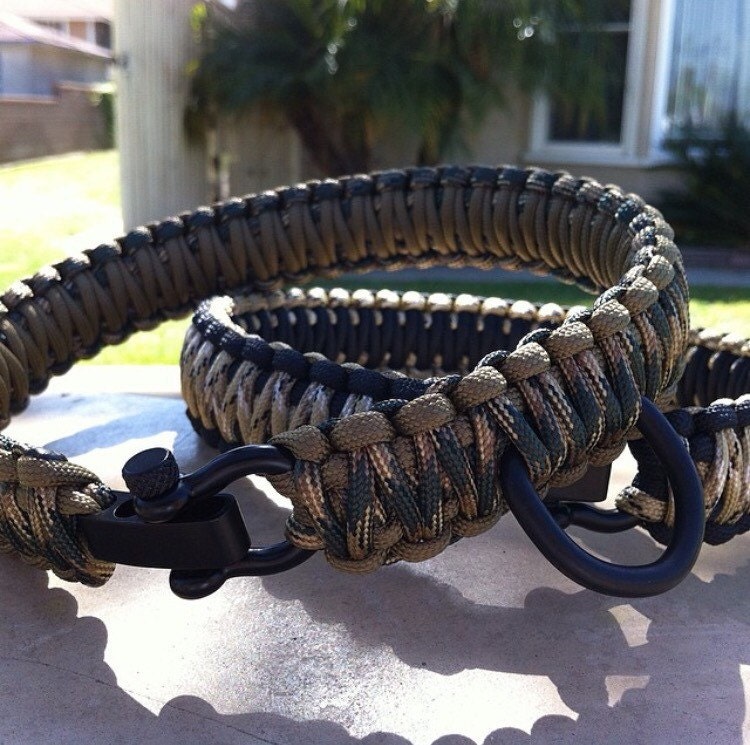 Custom Tactical Paracord Dog Collars by LEVERAGE550