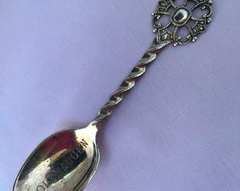 C064 Silverplated souvenir spoon from Troldhauger