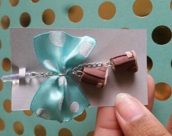 1pc Bow and boots cellphone dust plug charm.