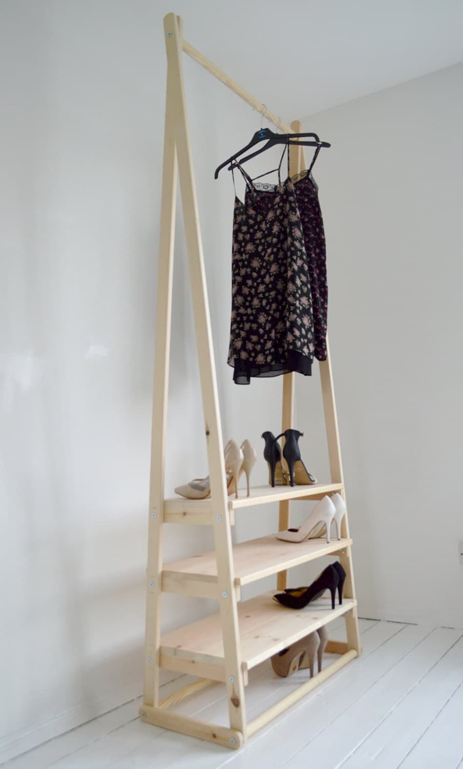 Handmade Natural Wood Clothes Rack Clothes Rail with 3