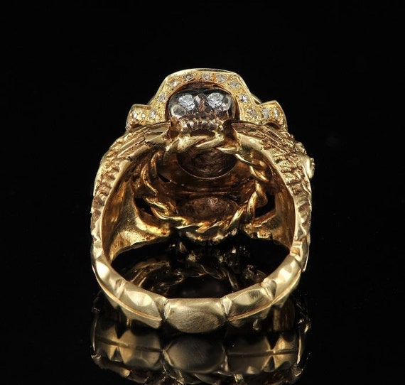1700s Museum Quality 18 Karat Gold Gentleman Ring & Diamonds