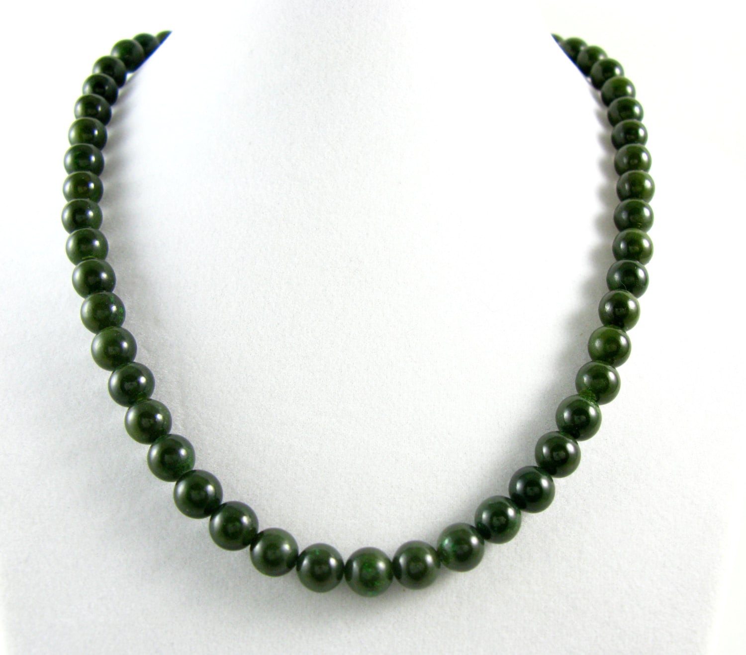 Vintage Nephrite Green Jade Bead Necklace. Single Strand Dark