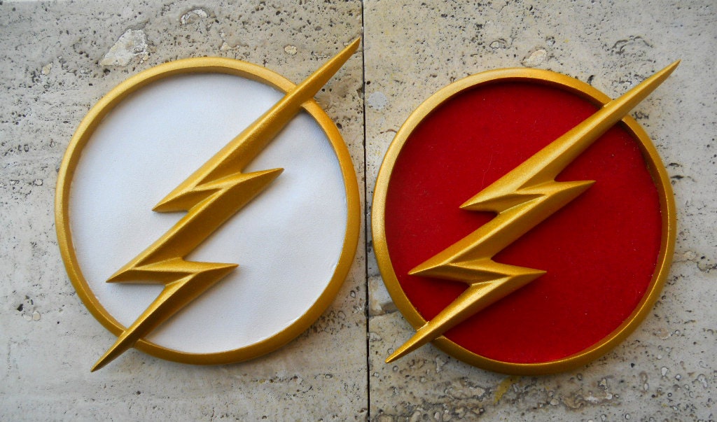 cw The Flash chest resin emblem season 1 2 New by STACEYPROPS