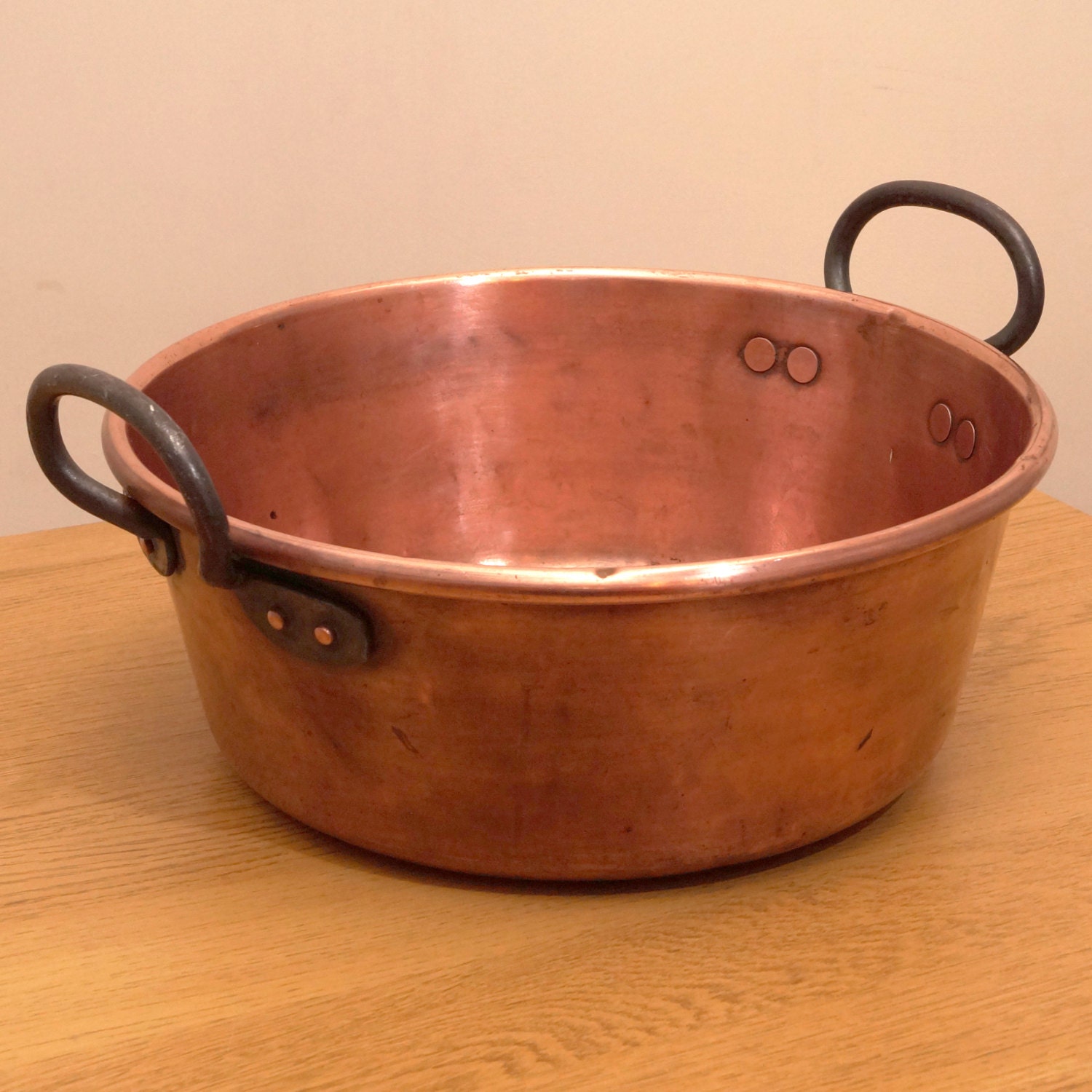 Vintage Copper boiling pot / saucepan / kettle