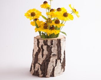 Rustic wedding vase, log vase, flower vase, woodland wedding decoration, rustic accent, natural home decor, rustic wedding centerpiece