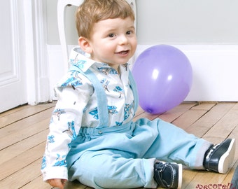 Baby sarouel/ pants in sky blue corduroy with straps.