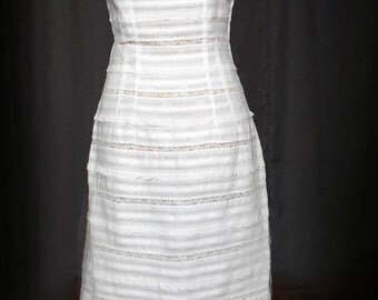 Gorgeous vintage white lace eyelet sleveless summer dress - form fitting super sexy and sweet at the same time