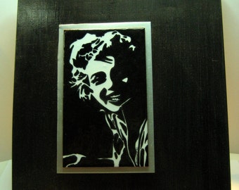 Table Marylin, table enamel on copper, Marylin Monroe, table face black and white, copper enameling enamels Diane Charuest