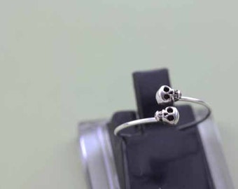 sterling silver skull ring,mini skull ring,tiny skull ring,skull jewelry, sugar skull ring,Day of the dead jewelry