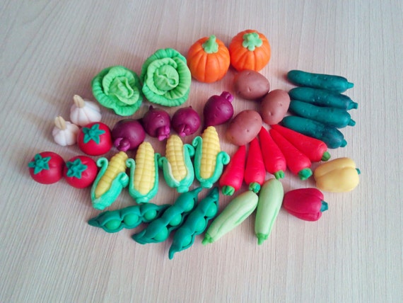 fake vegetables toys