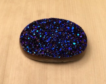 Natural Druzy Quartz - ONE Oval Peacock Druzy Quartz averaging 13x18mm, 7 carats - LSG166