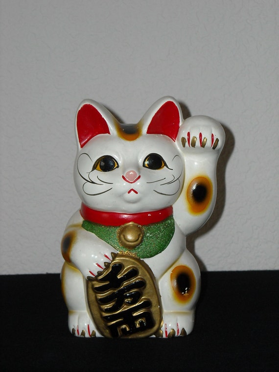Vintage 1970s Japanese Maneki Neko Lucky Cat by InkandRoses13