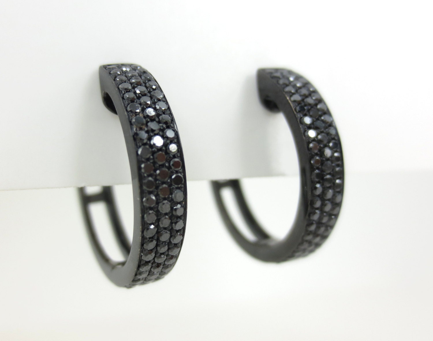 Black Diamonds Huggie Hoop Earrings 18k Gold with Black