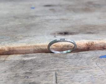 Vintage detailed platinum band dated 5-5-34