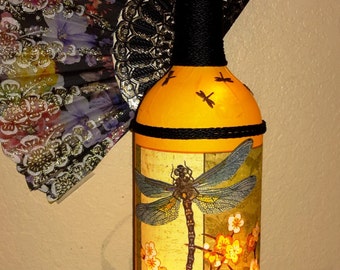 DRAGONFLY LAMP / NIGHTLIGHT...Beautiful hand made with lights a great decorator item. 14" tall. Great gift!