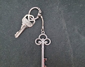 Skeleton Key Bottle Opener Keychain Antique Silver Key Groomsmen Gift Steampunk Wedding Favors Key Ring Ready To Ship Bridesmaid Gift