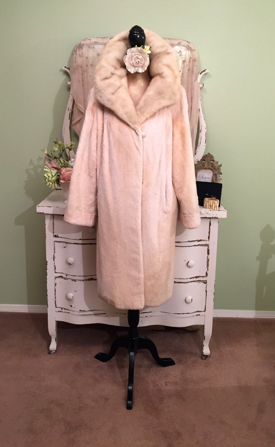 50s White Beaver Pastel Mink Coat 1950s by SownThreadsClothing