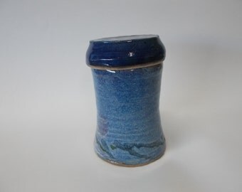 Covered jar