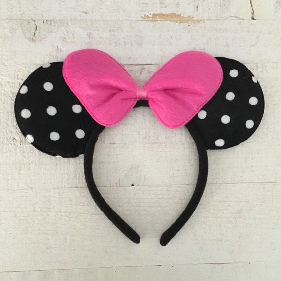 Dark pink bow Minnie mouse inspired by MrsCustomCreations on Etsy