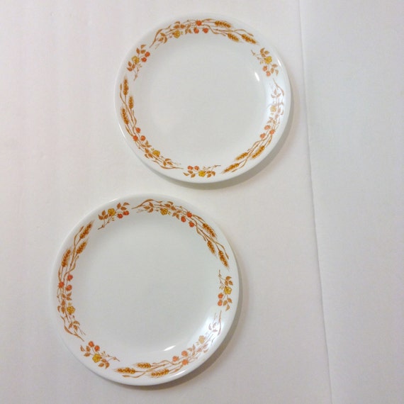 Vintage WHEAT PATTERN Large CORELLE Dinner Plates Vintage