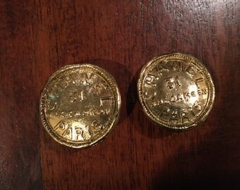 Authentic CHANEL 31 Rue CAMBON Round Disc EARRINGS Gold Tone