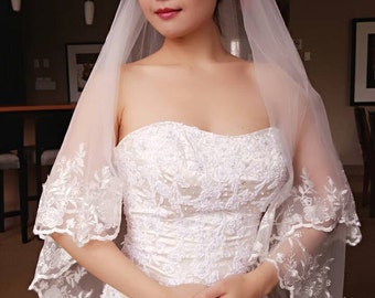 Sabrina Bridal Wedding Veil 2 Tier Layers Blusher White/Light Ivory Hip Length Lace Edge With Comb Ready To Ship