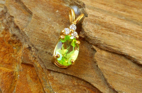 Peridot pendants Clearance